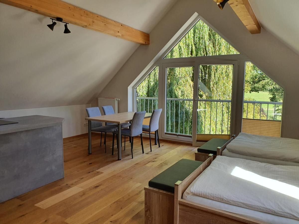 Monteurwohnungen Schmack Hausen  Экстерьер фото