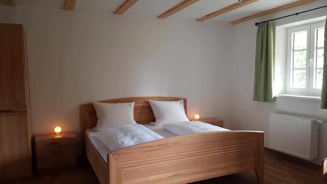 Monteurwohnungen Schmack Hausen  Экстерьер фото